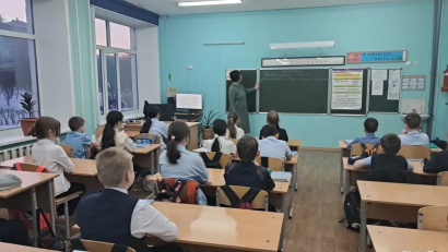 19 января в рамках проведения месячника «Закон и порядок» в школе прошли классные часы на тему «Правовое государство»