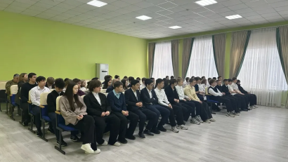 27 қаңтар күні «Заң және тәртіп» айлығы аясында мектебімізде 10–11 сынып оқушыларына арналған кәсіби бағдар беру кездесуі өтті
