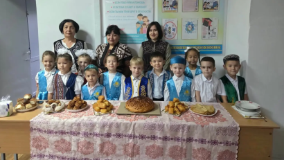 В рамках реализации программы ЦППР классный руководитель Утаркулова Светлана Тулегеновна совместно с родителями и ребятами подготовила и провела замечательное мероприятие — «Хлебосольное утро», приуроченное ко Всемирному дню хлеба